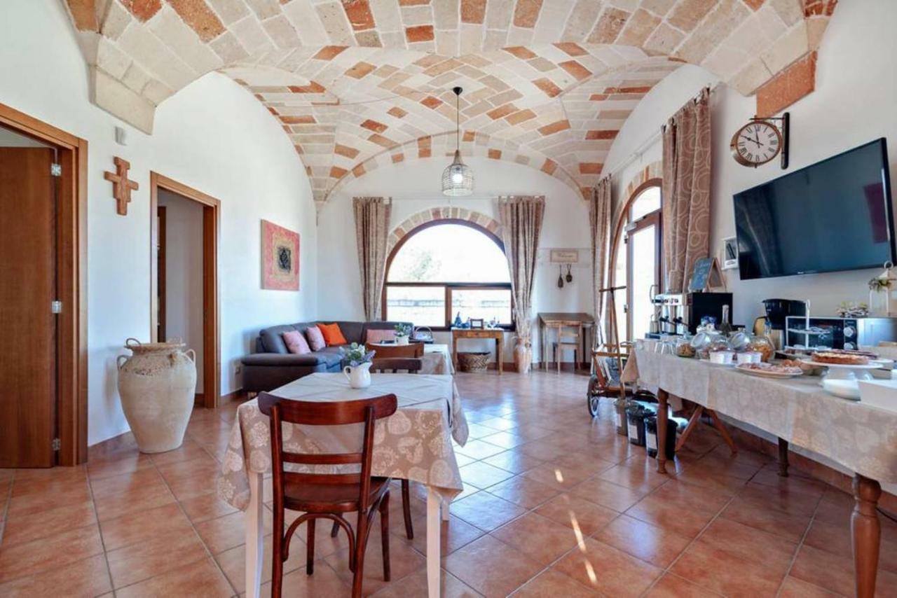 Bed and Breakfast La Dimora dei Conti Collemeto Esterno foto