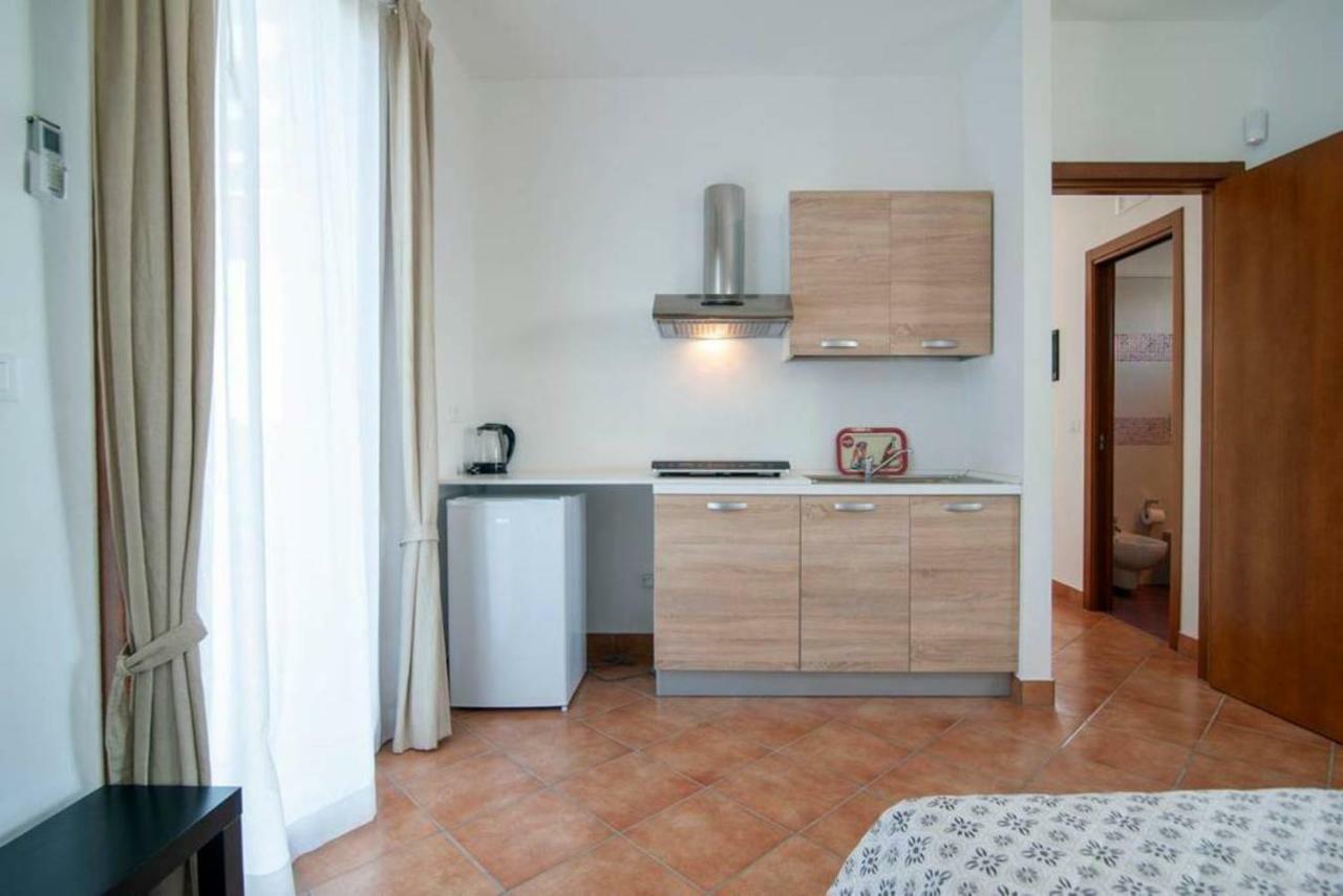 Bed and Breakfast La Dimora dei Conti Collemeto Esterno foto